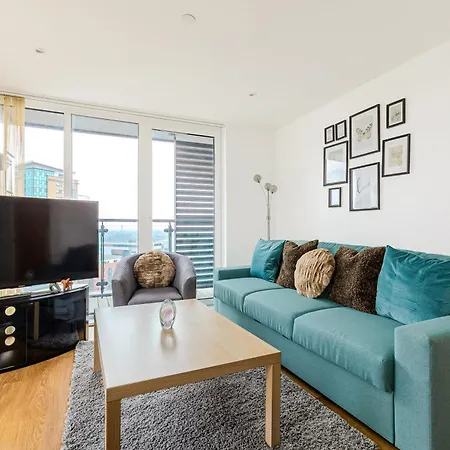 Appartement 2Br Gem With Balcony 5 Min Stratford Station